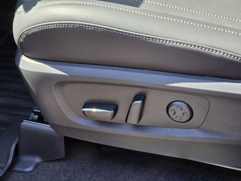 New 2027 INFINITI QX60 Luxe w/ Cargo Package FWD image 15