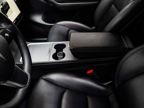 Used 2022 Tesla Model Y Performance AWD/4WD image 20