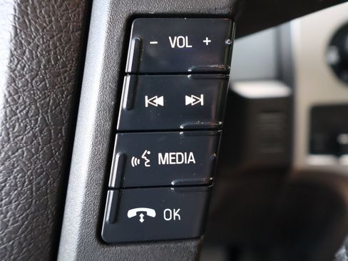 Used 2013 Ford F150 XLT w/ Mid Equipment Group AWD/4WD image 30