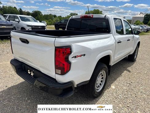 Used 2026 Chevrolet Colorado W/T AWD/4WD image 39