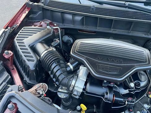 Used 2019 Cadillac XT5 Luxury image 36