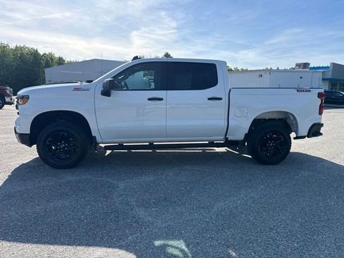Used 2024 Chevrolet Silverado 1500 Custom Trail Boss AWD/4WD image 3