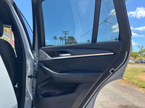 Used 2023 BMW X3 sDrive30i w/ M Sport Package RWD image 17