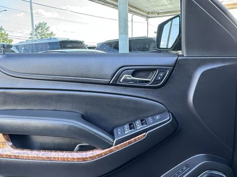 Used 2016 Chevrolet Tahoe LTZ RWD image 18