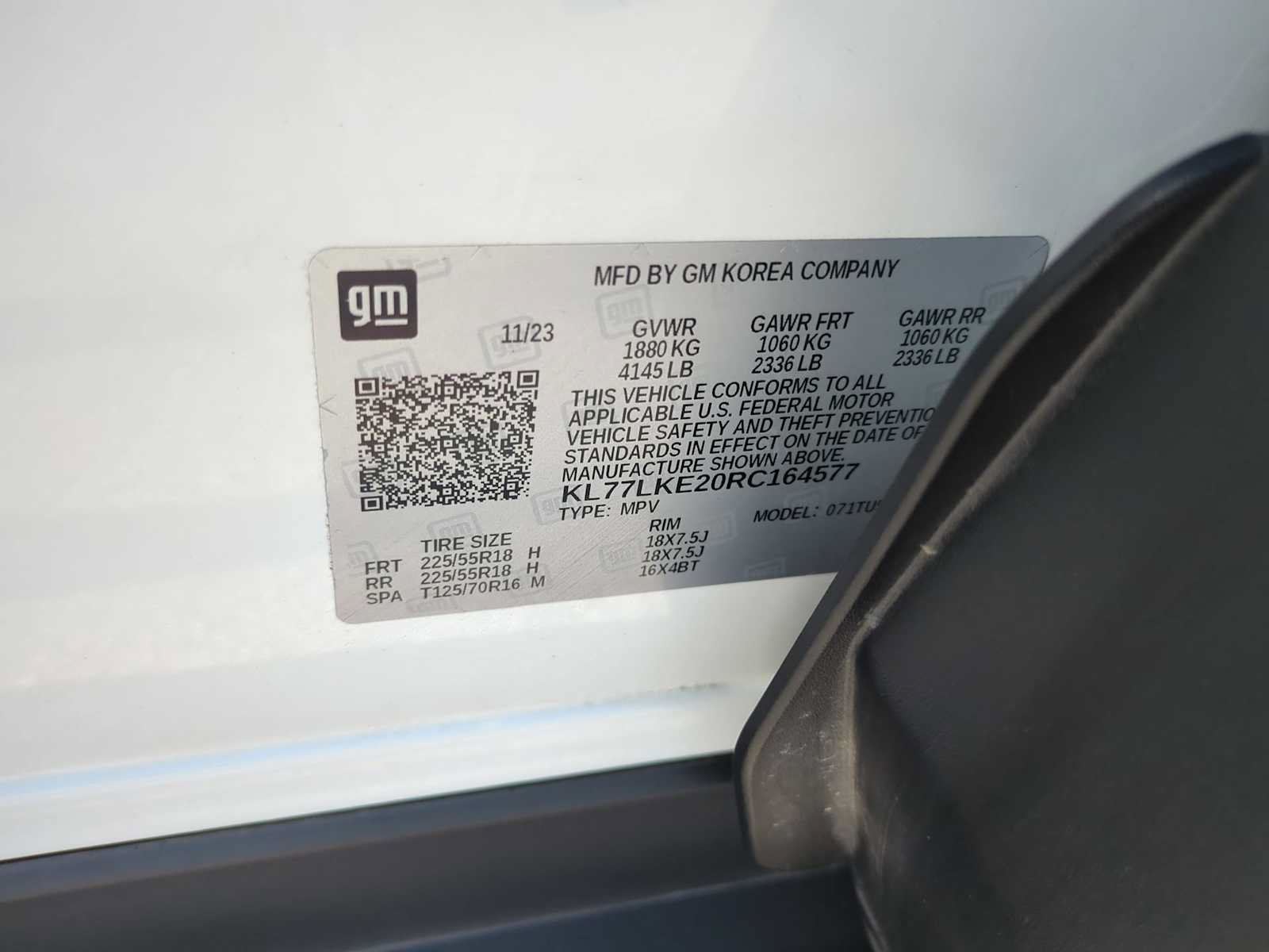 Used 2024 Chevrolet Trax ACTIV w/ Sunroof Package FWD image 33