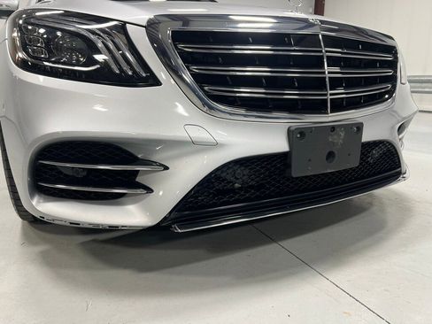Used 2018 Mercedes-Benz S 560 4MATIC Sedan image 11