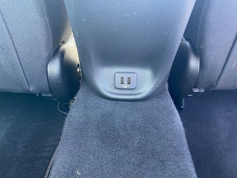 Used 2019 Buick Regal Preferred w/ Driver Confidence Package I image 30