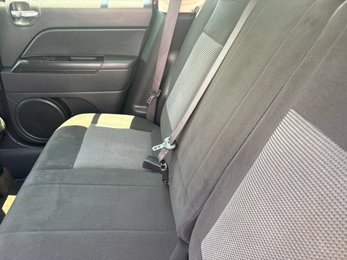 Used 2017 Jeep Patriot Sport w/ Power Value Group FWD image 24