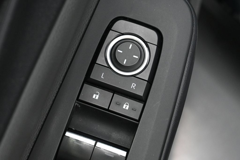 Certified 2024 Toyota Prius XLE FWD image 12