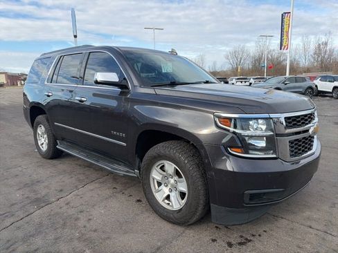 Used 2016 Chevrolet Tahoe LT image 3