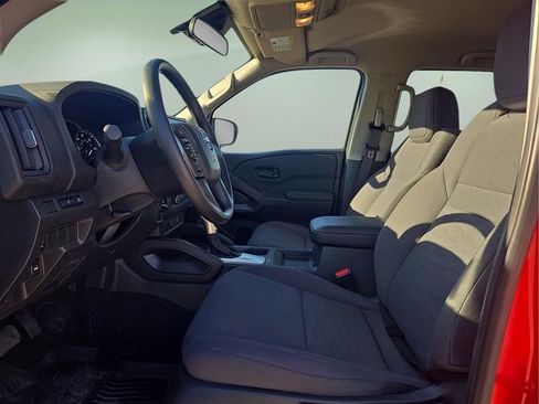 Used 2025 Nissan Frontier S image 21