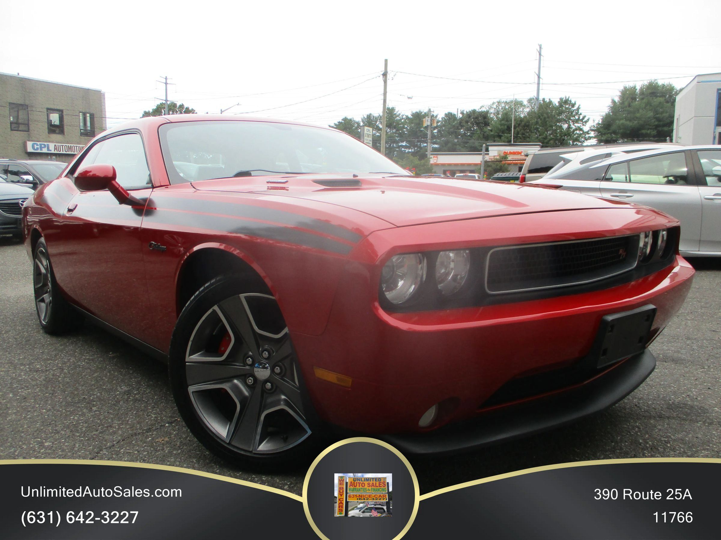 Used 2012 Dodge Challenger R/T RWD image 1