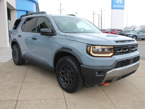 Used 2026 Honda Passport TrailSport Elite image 1