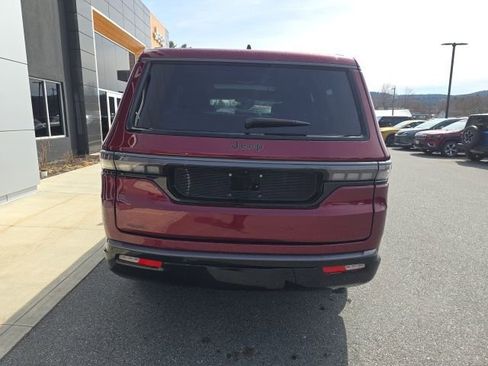 Used 2026 Jeep Grand Wagoneer Limited w/ Premium Group II image 5