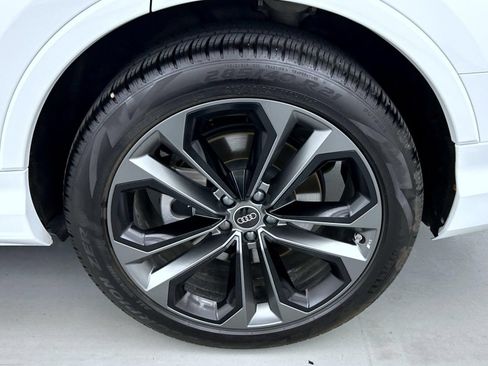 Used 2025 Audi Q7 3.0T Premium Plus w/ Premium Plus Package AWD/4WD image 20