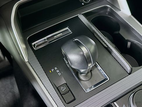 Used 2024 MAZDA CX-90 3.3 Turbo w/ Preferred Plus image 25