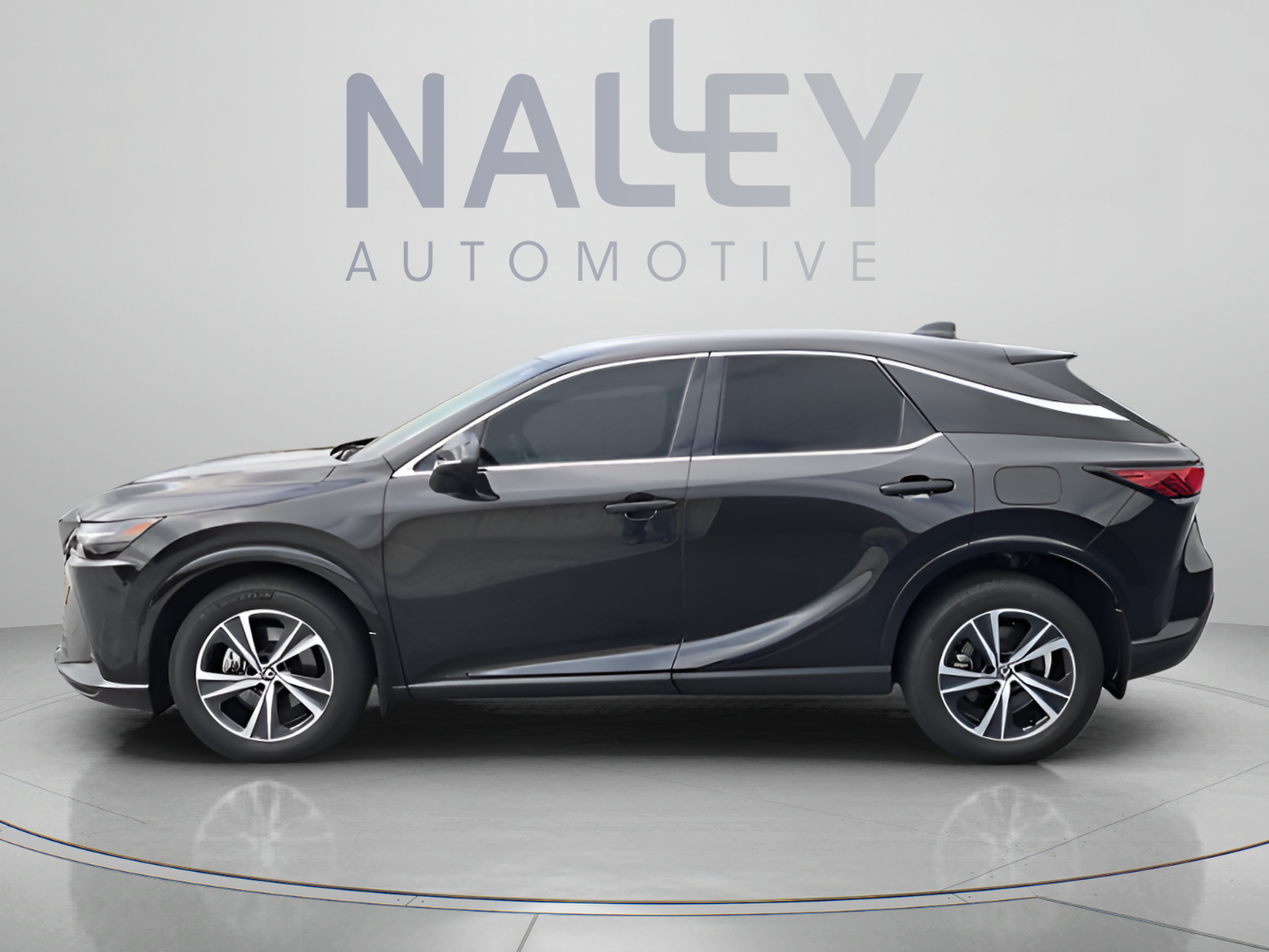 Used 2024 Lexus RX 350 FWD w/ Technology Package image 2