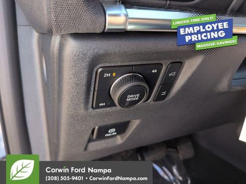 New 2026 Ford Expedition Max Platinum w/ Stealth Performance Package AWD/4WD image 13