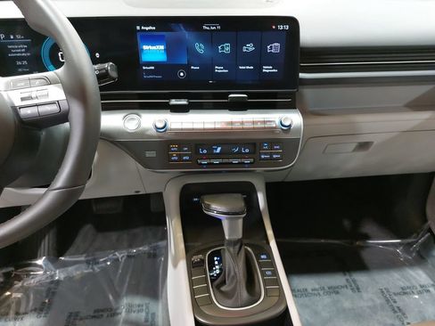 Certified 2025 Hyundai Kona SEL FWD image 21