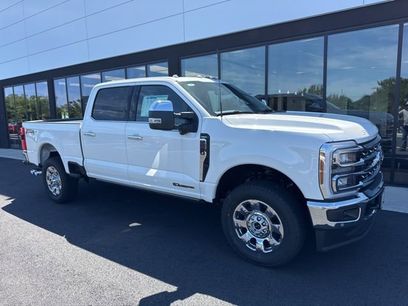 New 2025 Ford F250 Lariat w/ Lariat Ultimate Package