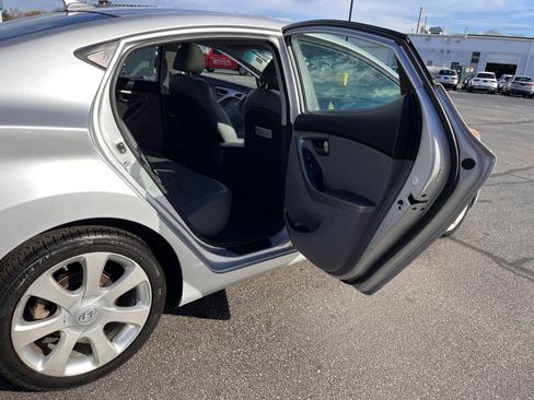 Used 2013 Hyundai Elantra Limited w/ Technology Pkg image 18