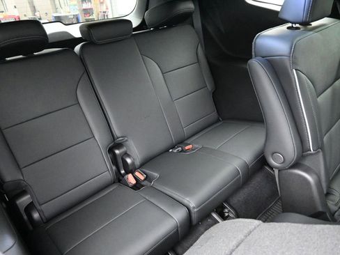 New 2026 Buick Enclave Preferred w/ Power Package image 12