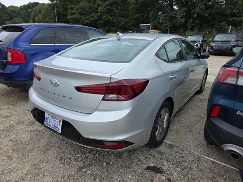 Used 2020 Hyundai Elantra SEL w/ Cargo Package (C1) FWD image 3
