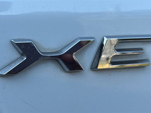 Used 2019 Jaguar XE Premium RWD image 44