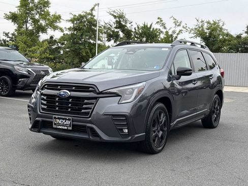 Used 2023 Subaru Ascent Onyx Edition AWD/4WD image 6