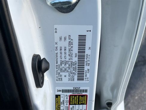 Used 2024 Toyota Tundra SR5 w/ SR5 Convenience Package image 33