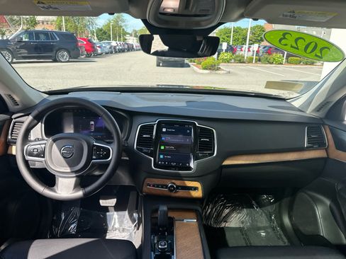 Used 2023 Volvo XC90 B5 Plus w/ Protection Package Premier AWD/4WD image 26