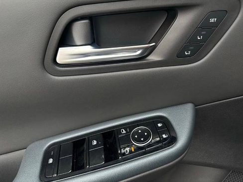 New 2026 Nissan Leaf Platinum+ w/ Cargo Package (Platinum+) image 20