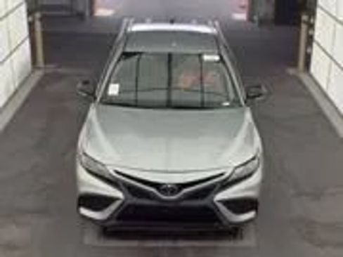 Used 2022 Toyota Camry SE w/ Convenience Package FWD image 7