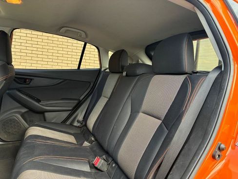 Used 2018 Subaru Crosstrek 2.0i Premium w/ Moonroof Package AWD/4WD image 19