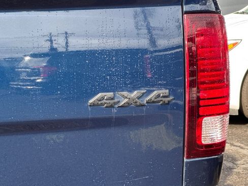 Used 2022 RAM 1500 Classic SLT image 49