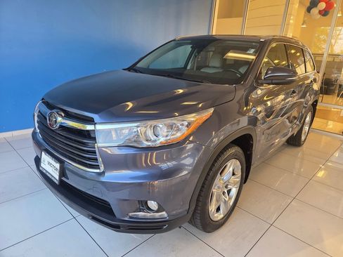 Used 2015 Toyota Highlander Limited Platinum AWD/4WD image 1