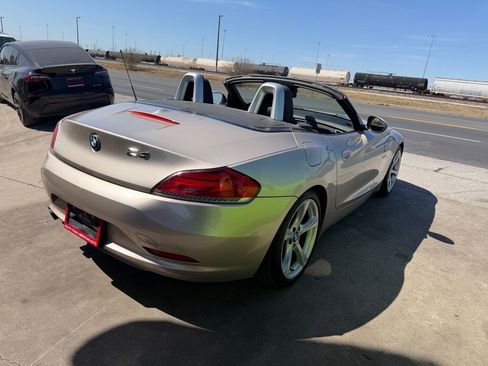 Used 2011 BMW Z4 sDrive30i w/ Premium Pkg image 21