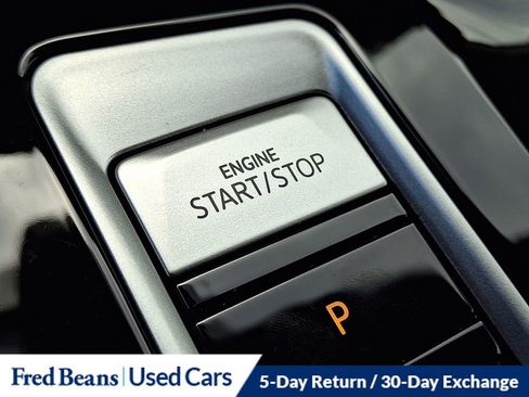 Certified 2025 Volkswagen Atlas Cross Sport SEL R-Line image 27