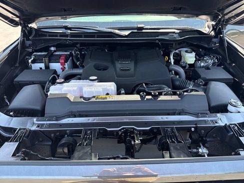 New 2026 Toyota Tundra SR5 w/ SR5 Convenience Package AWD/4WD image 24