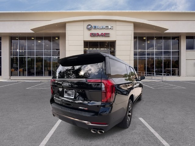 Certified 2025 GMC Yukon XL AT4 Ultimate AWD/4WD image 13