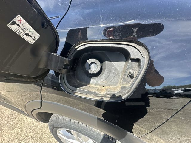 Used 2024 Buick Encore GX Preferred AWD/4WD image 42