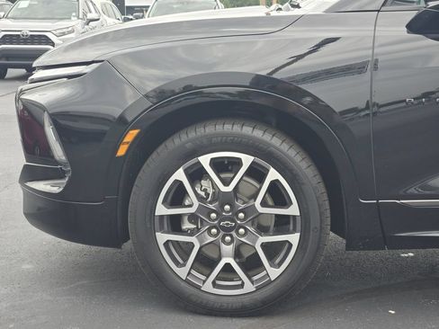 Used 2025 Chevrolet Blazer RS FWD image 7
