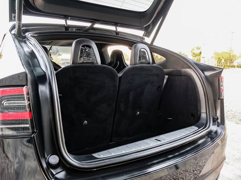 Used 2017 Tesla Model X 75D image 57