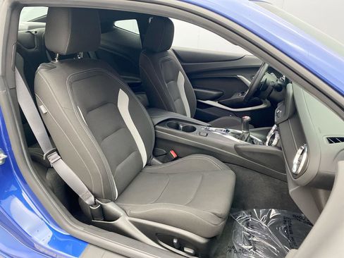 Used 2023 Chevrolet Camaro LT RWD image 22