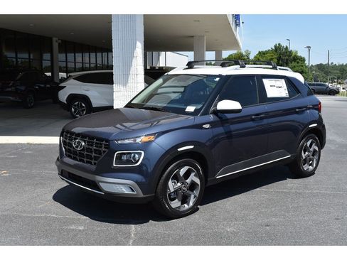New 2025 Hyundai Venue Limited image 1