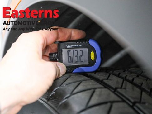 Used 2022 Mitsubishi Outlander SEL image 29