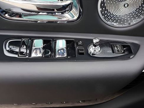 Certified 2026 Rolls-Royce Cullinan Black Badge AWD/4WD image 15