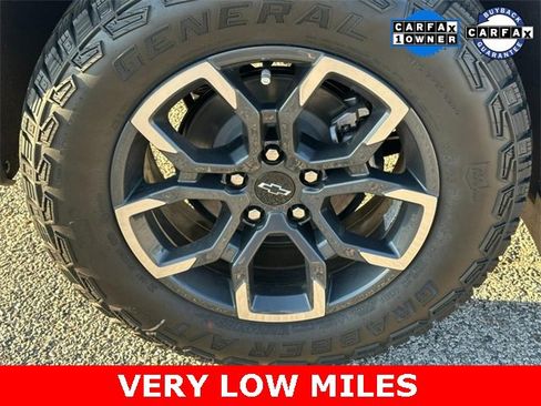 Certified 2026 Chevrolet Equinox ACTIV w/ LPO, Floor Liner Package image 6