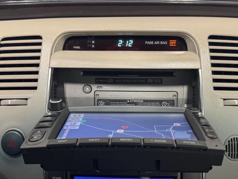 Used 2010 Hyundai Azera Limited w/ Navigation Pkg 3 image 36