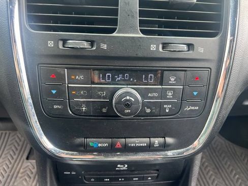 Used 2015 Dodge Grand Caravan R/T w/ Driver Convenience Group FWD image 29
